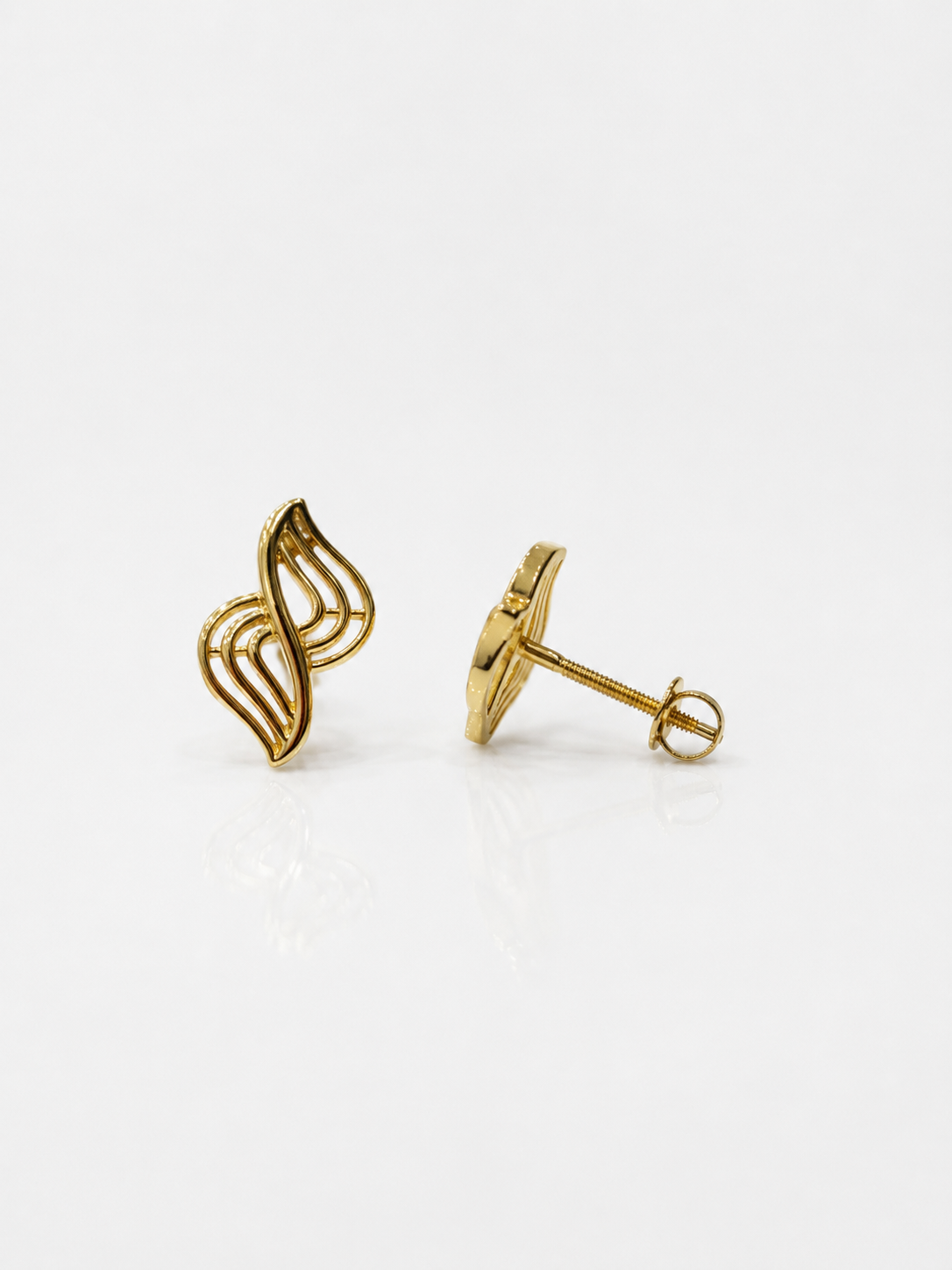 9K Gold Twisted Leaf Designer Stud Earrings
