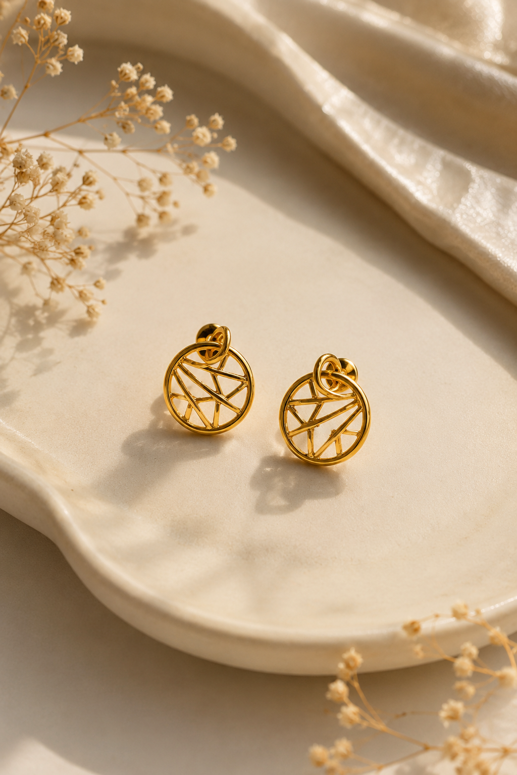 9K Gold Abstract Circle Stud Earrings