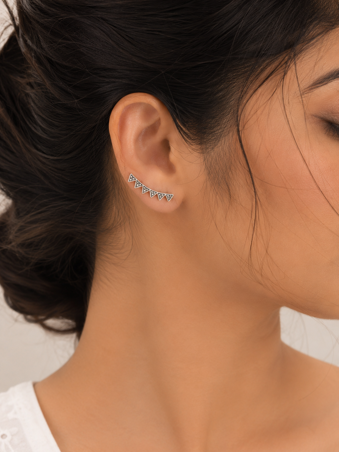 924 Silver Eclipse Triangle Earrings