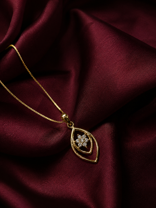 Petal 9 Karat Gold Pendant