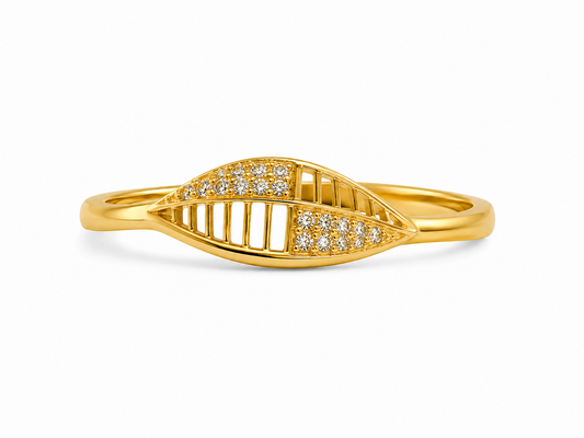 9K Gold Radiant Leaf Ring (Size - 11)