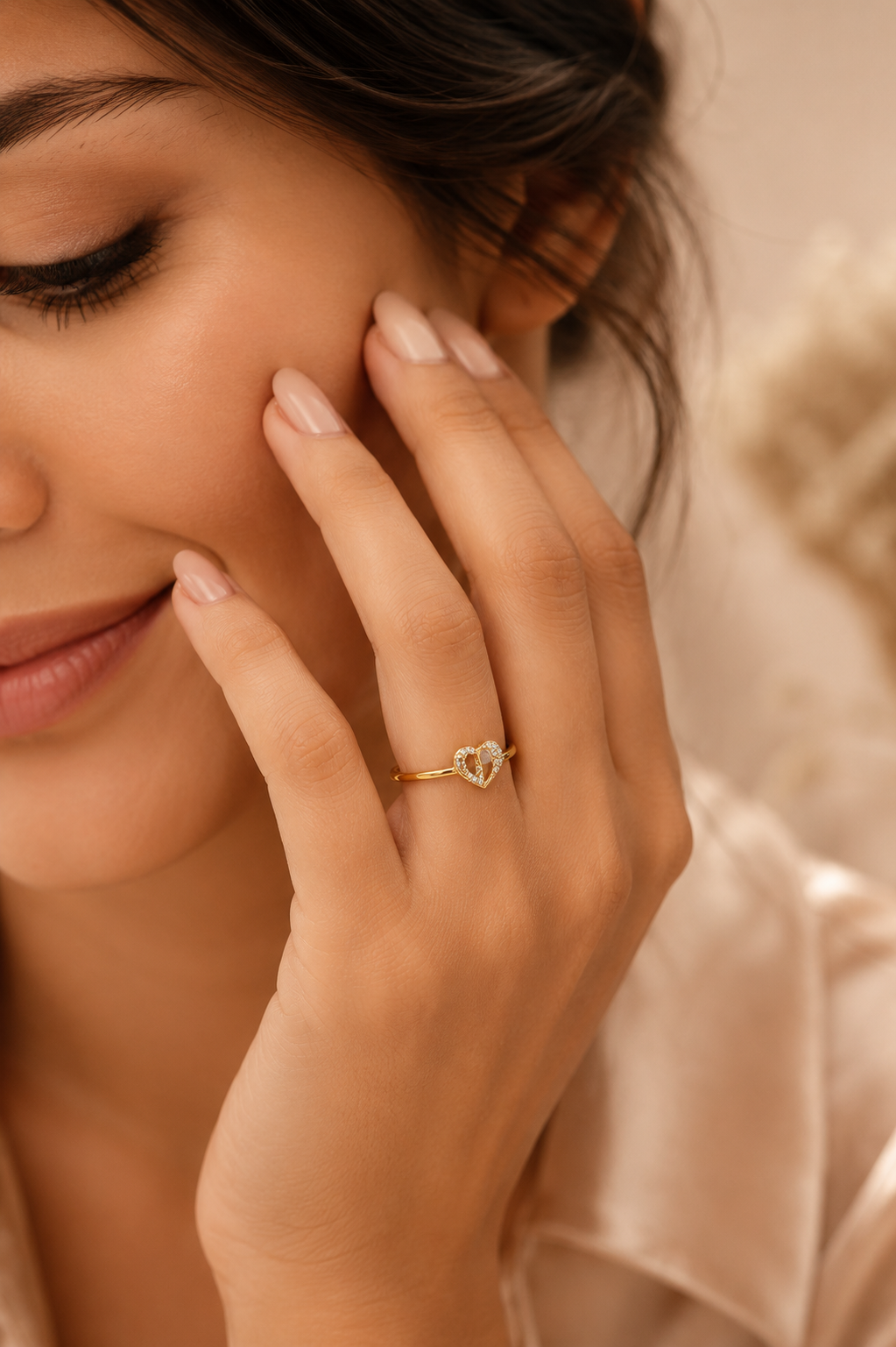 9K Gold Sparkling Heart Ring (Size -11)
