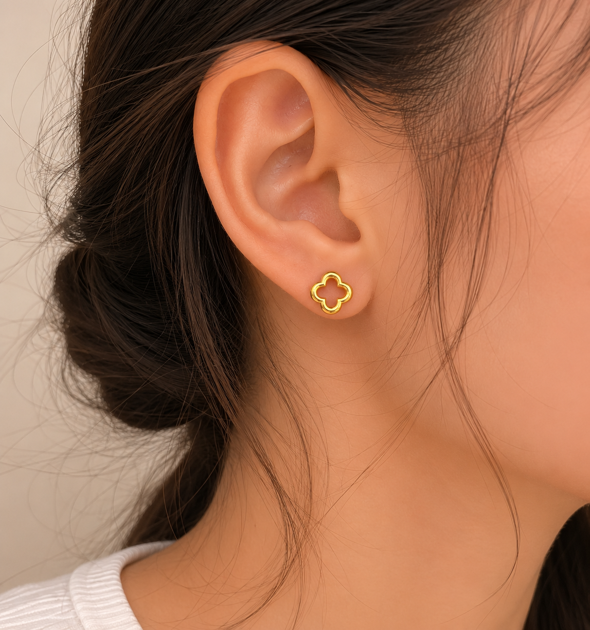 Openwork 9K Gold Earrings