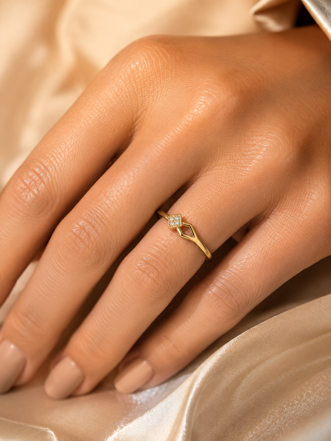 9K Gold Geometric Elegance Ring (Size - 11)