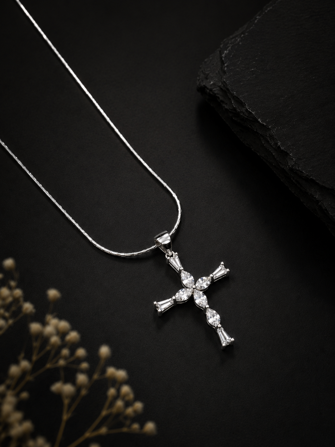 925 Silver Royal Glow Cross Pendant