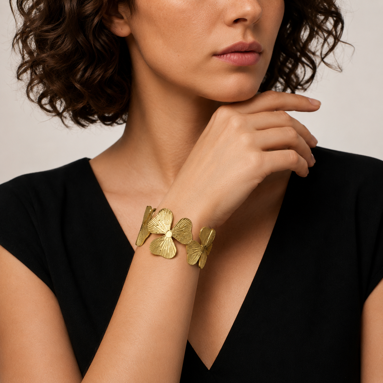 forME by MINOUS Fleur Aura Cuff Bracelet