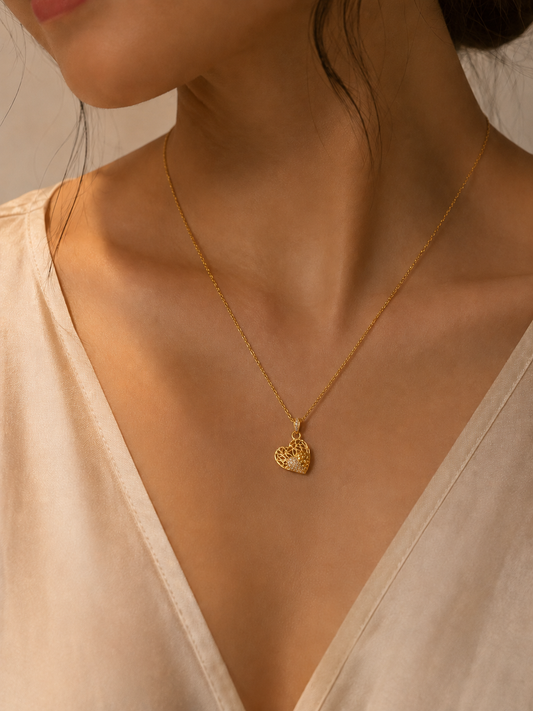 9K Gold Filigree Heart Diamond Pendant