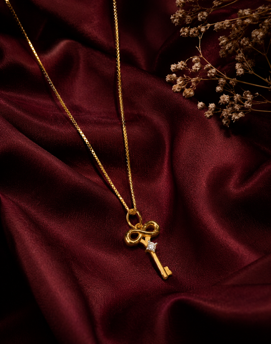 9K Gold Infinity Key Pendant