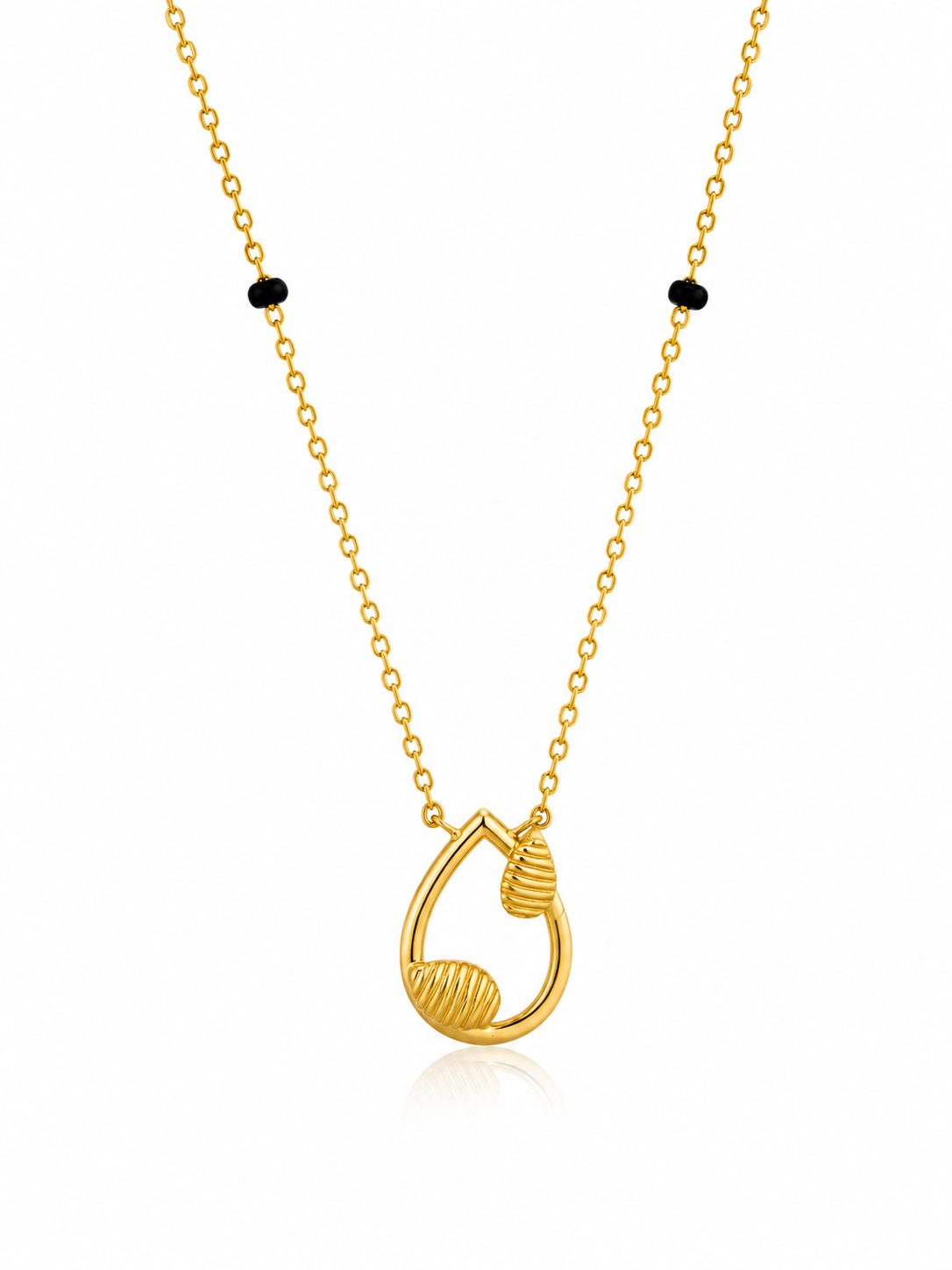 Signature Loop 9 Karat Mangalsutra