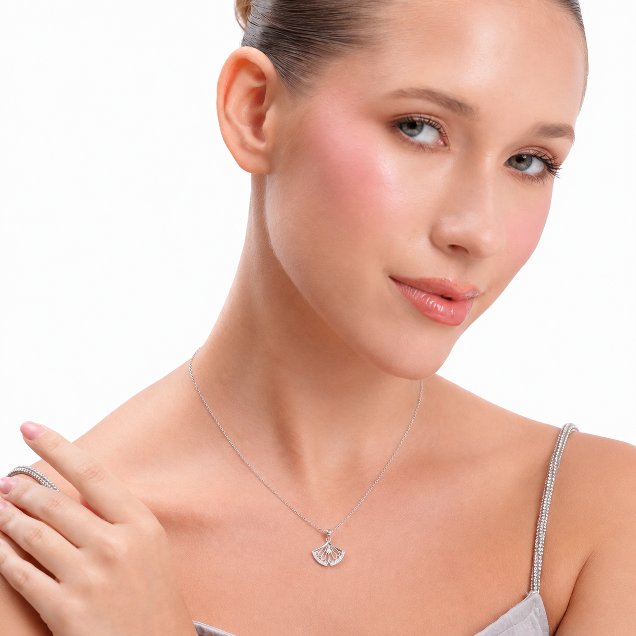 Silver Grace Fan Shaped Halo Necklace