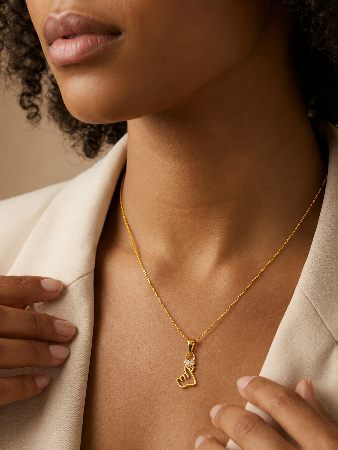 9K Gold Diamond Finger Heart Pendant
