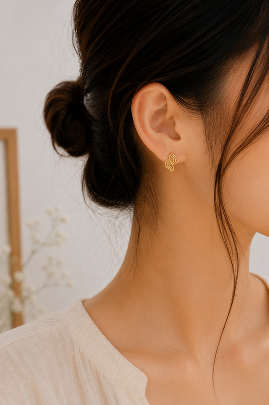 9K Gold Twisted Leaf Designer Stud Earrings