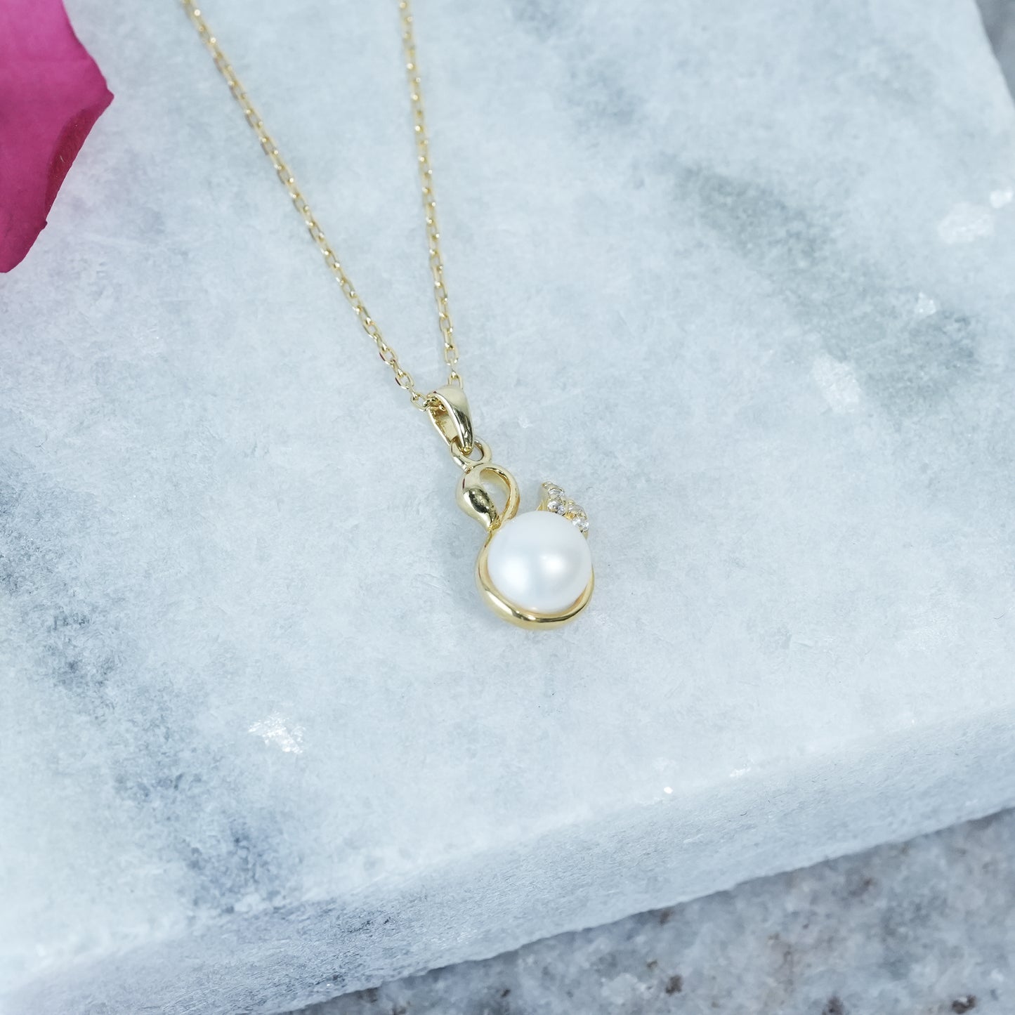 Premium Pendant Necklace