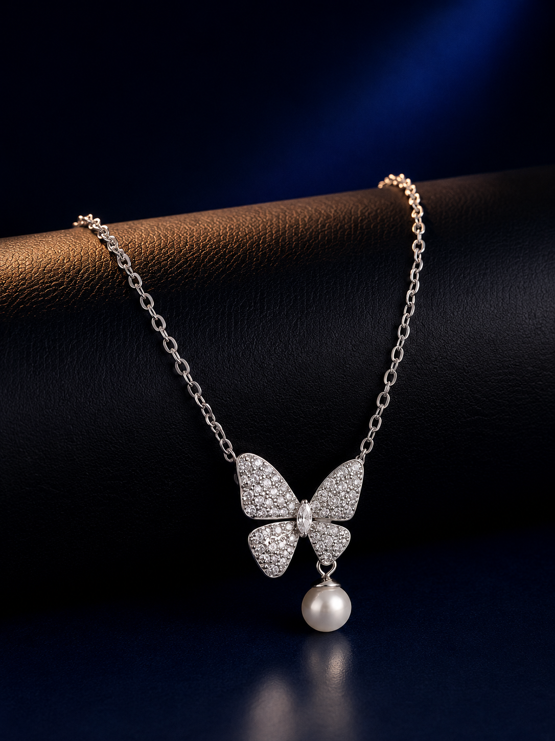 925 Silver PearlFlutter Charm Butterfly Necklace