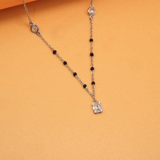 Minimal Glow Mangalsutra Set