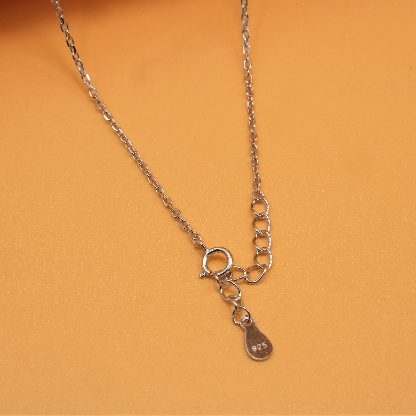 Minimal Glow Mangalsutra Set