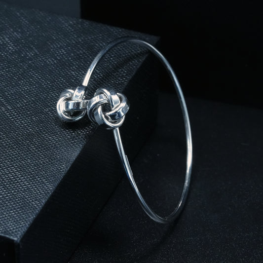 Forever Knot Minimal Cuff