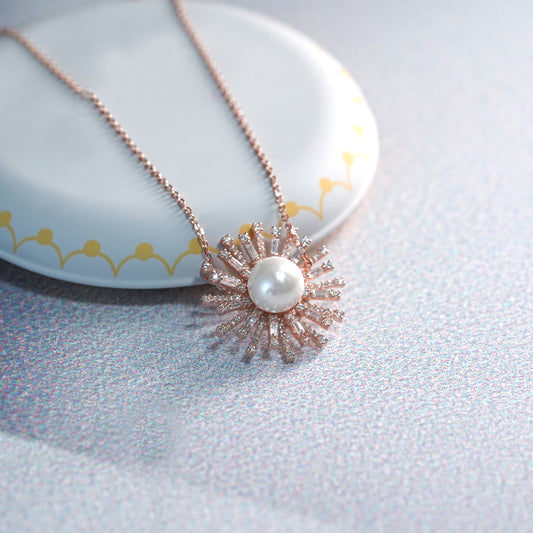 Sun Aura Pearl Rose Gold Necklace