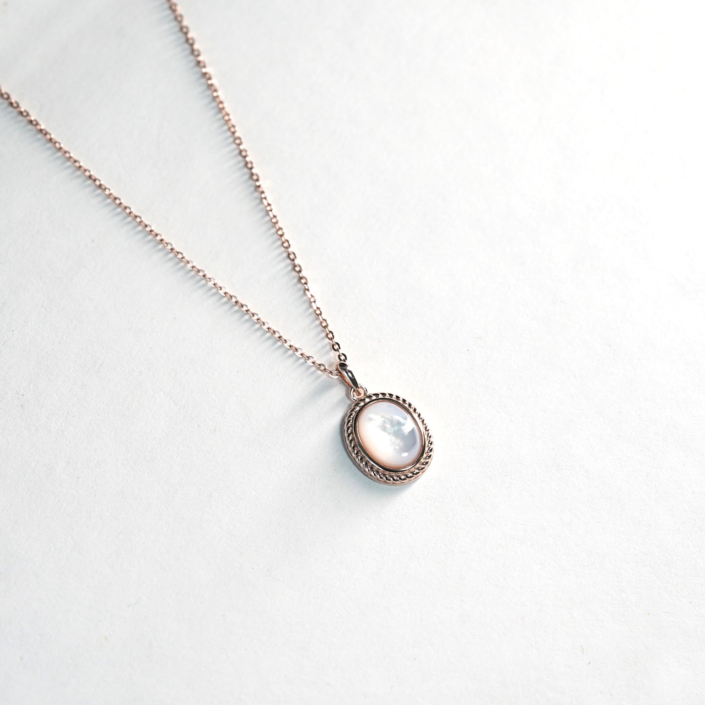 Royal Pearl Rose Gold Necklace