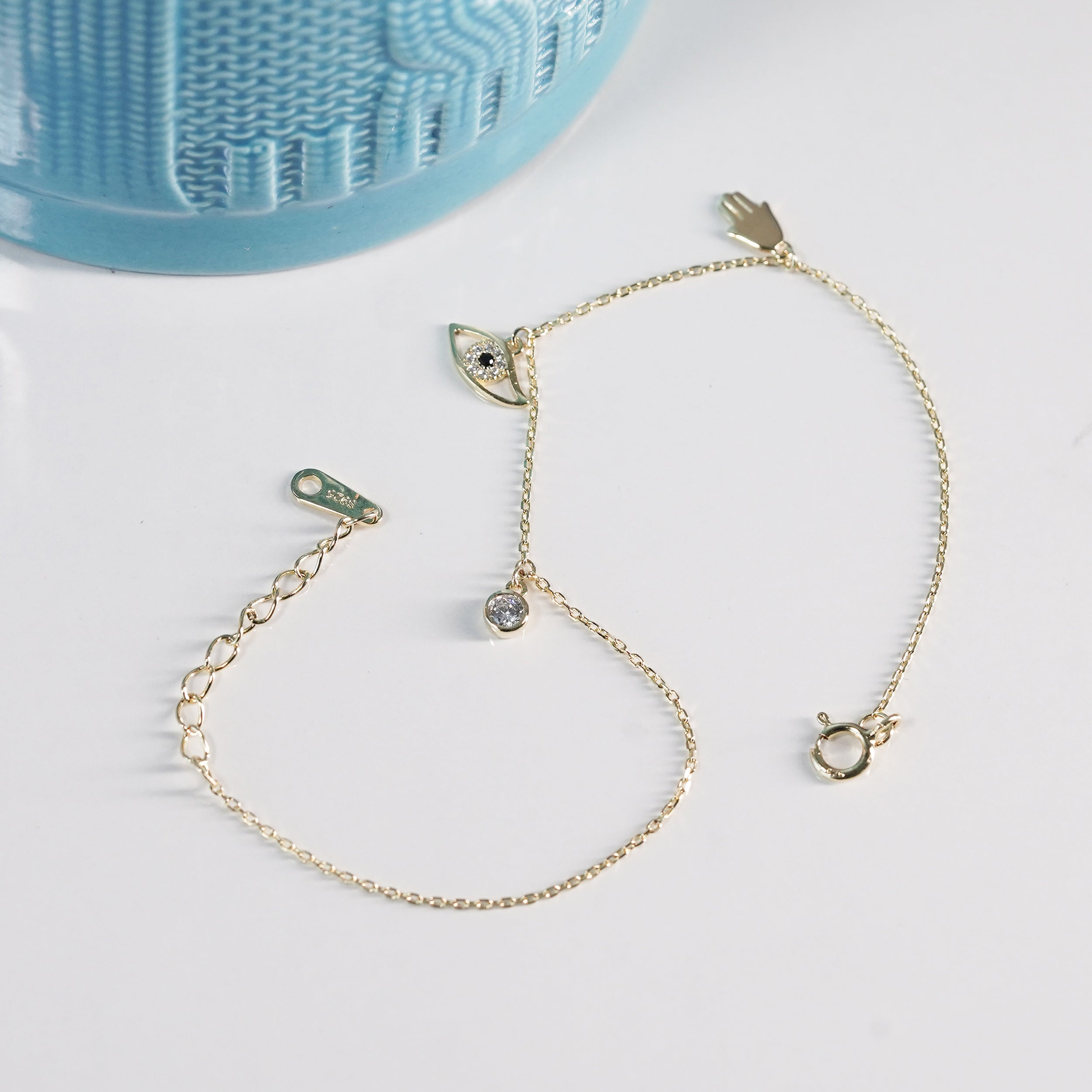 Minimal Evil Eye Tiny Chain Bracelet