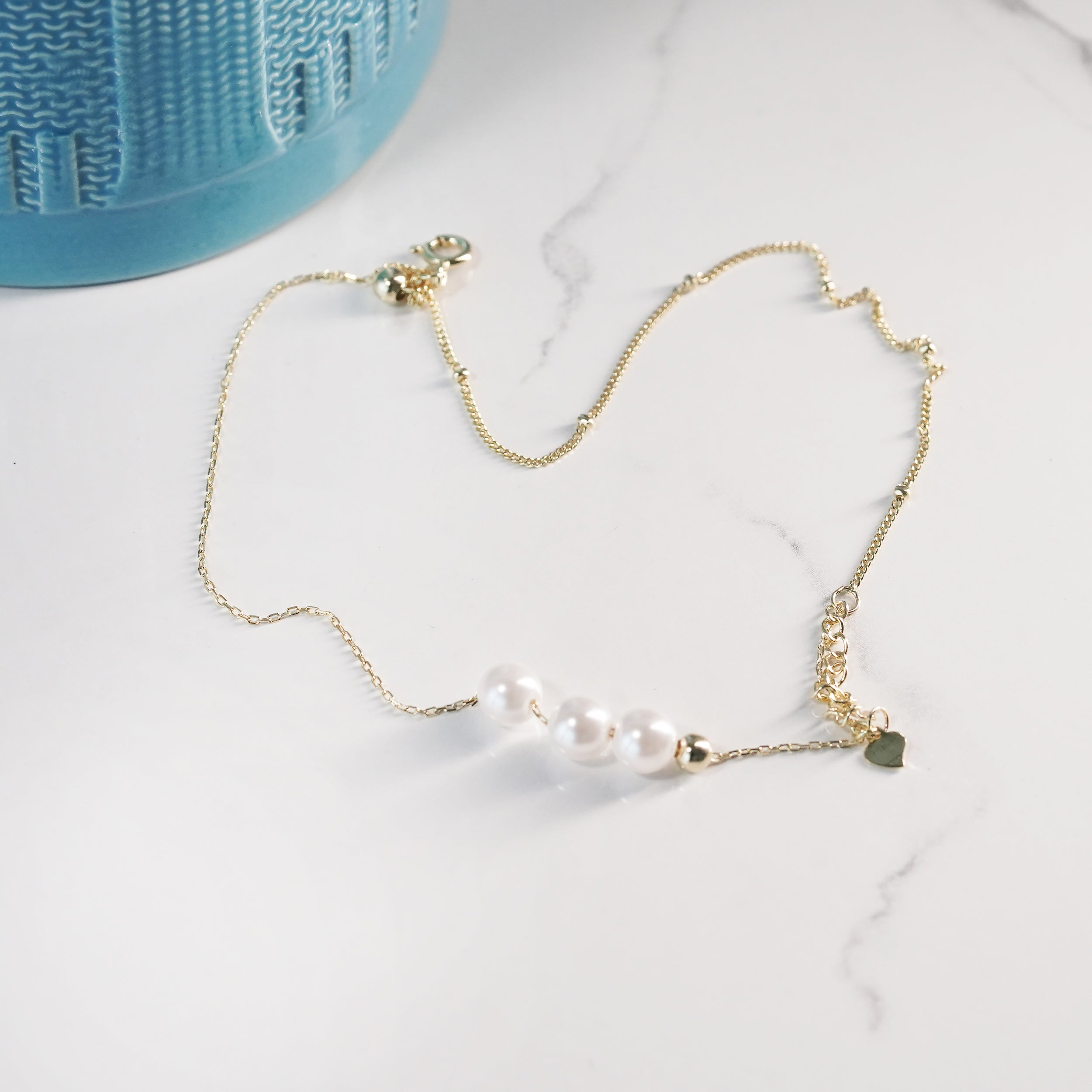 Golden Pearl Line Bracelet