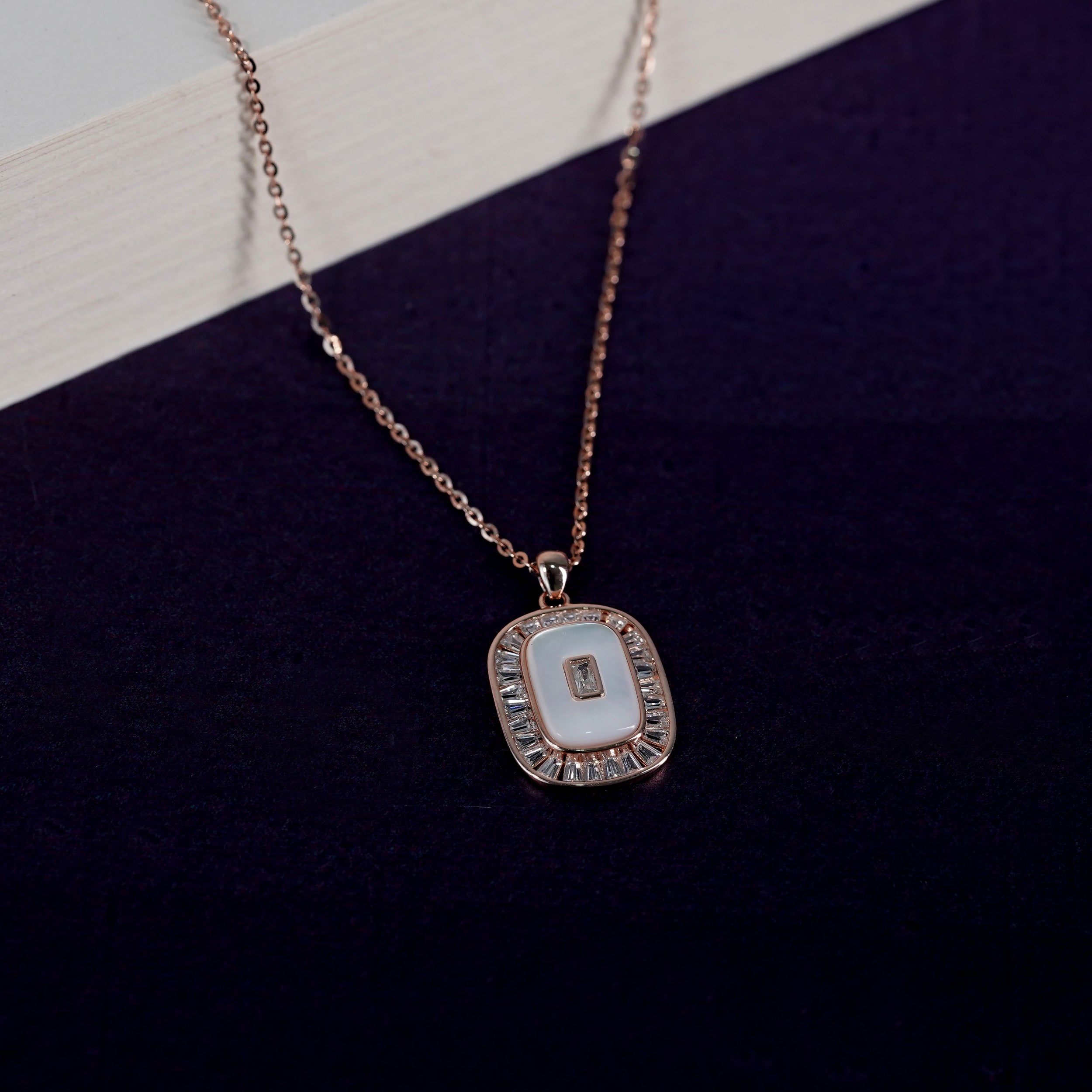 Classic Mother-of-Pearl Jewelry Set