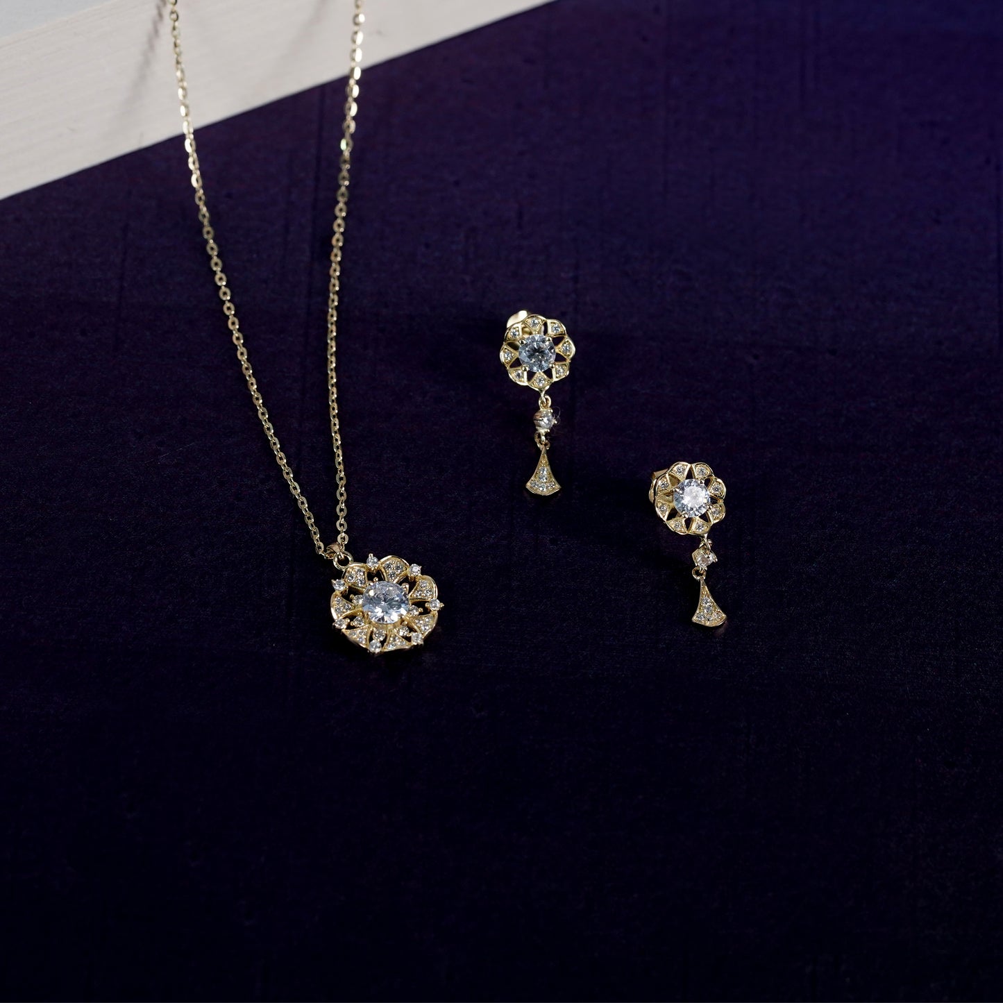 Floral Sparkle Necklace & Earrings