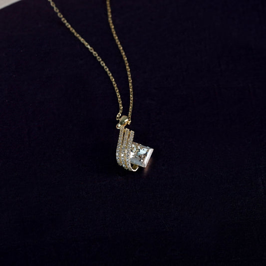 Golden Curve Diamond Set