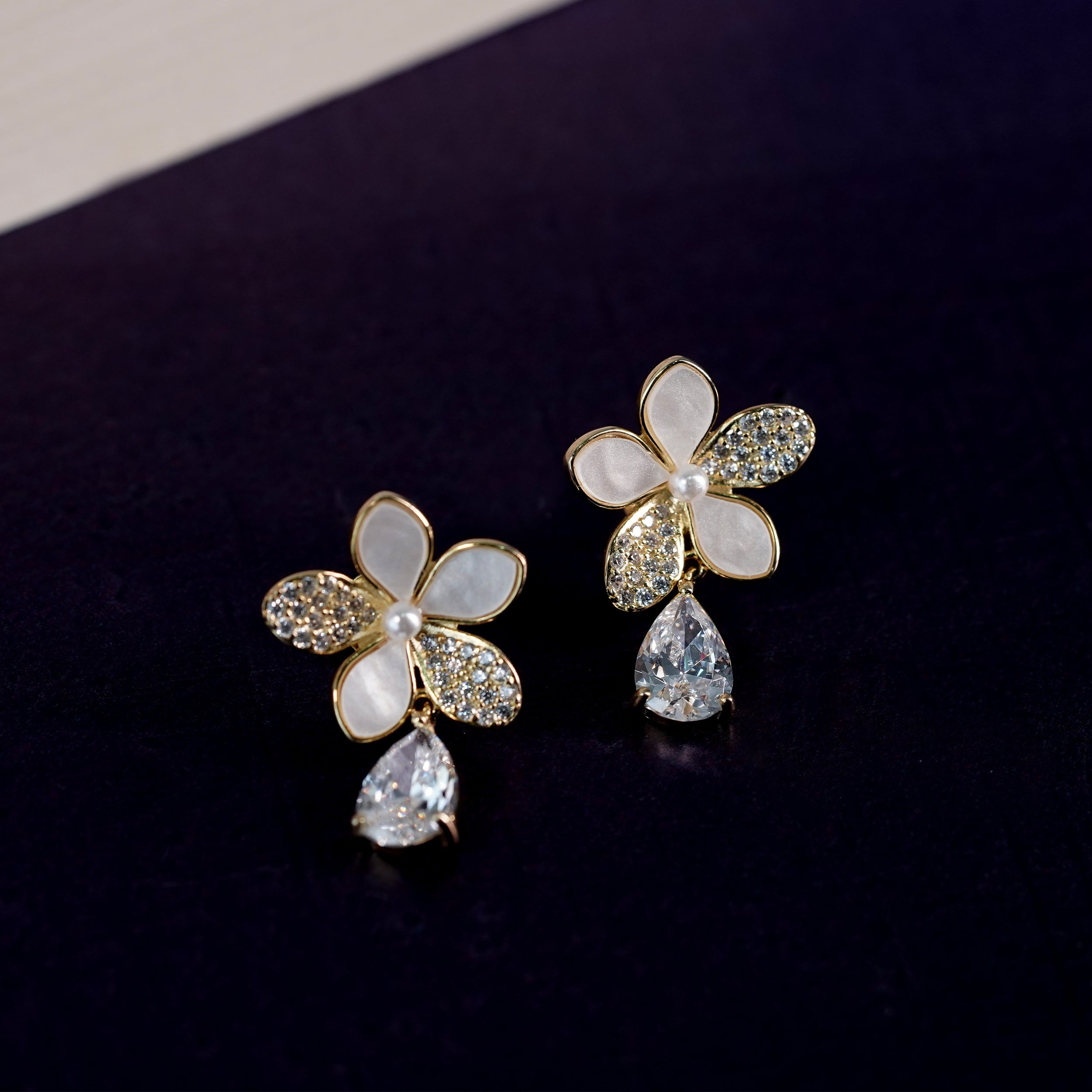 Classic Floral Shine Set