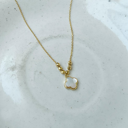 Golden Clover Pearl Bead Necklace