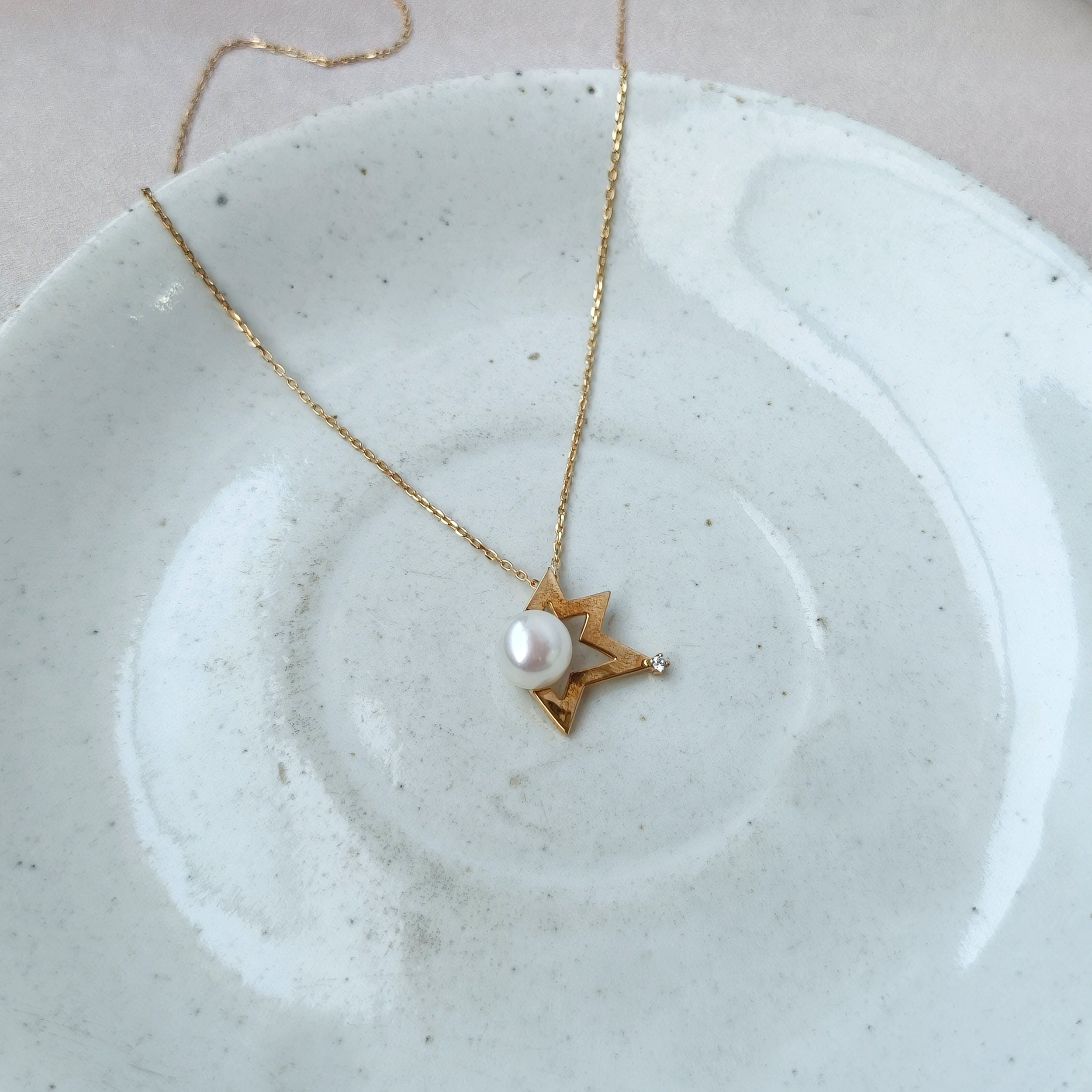 Golden Wish Star Pearl Necklace