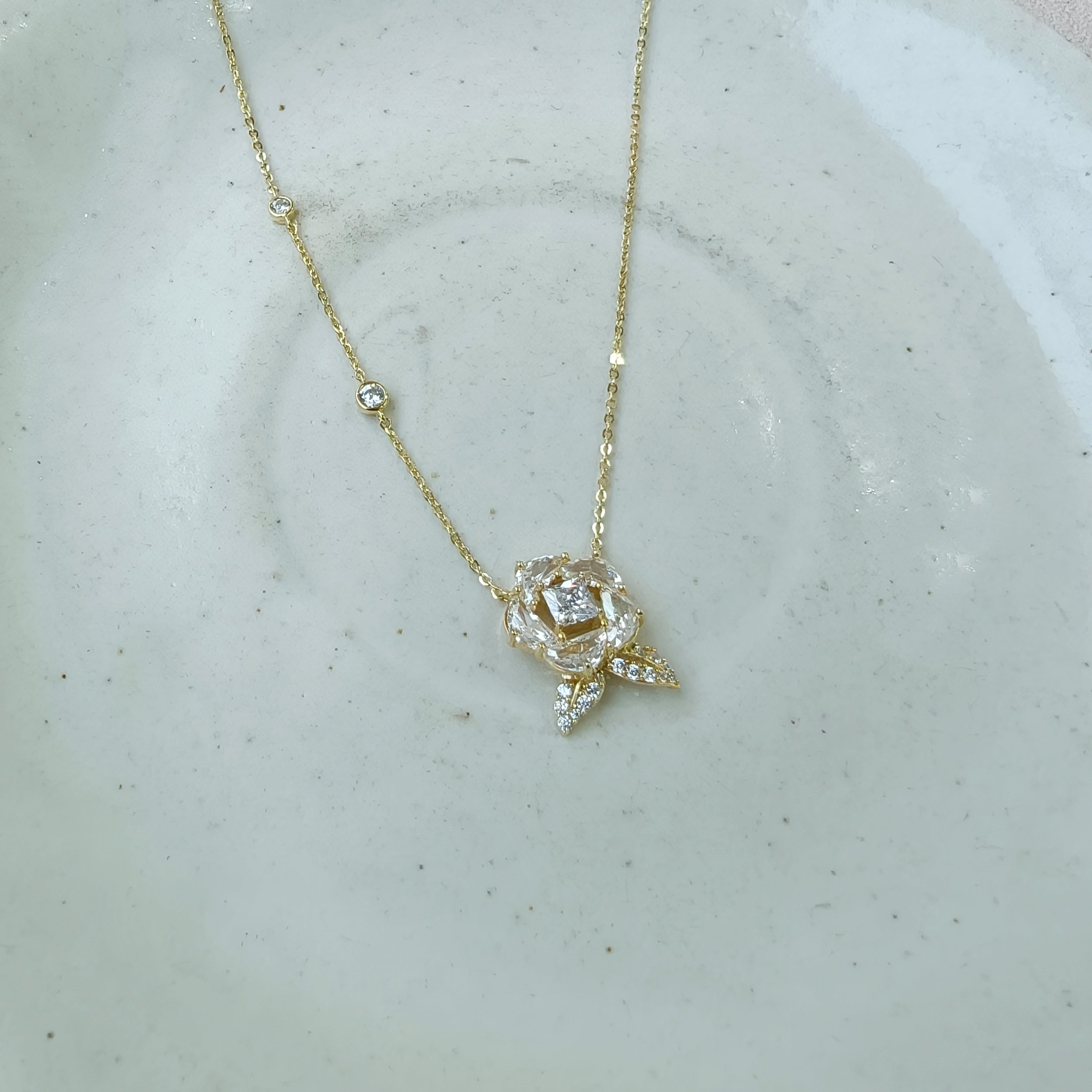 Eternal Rose Diamond Gold Necklace