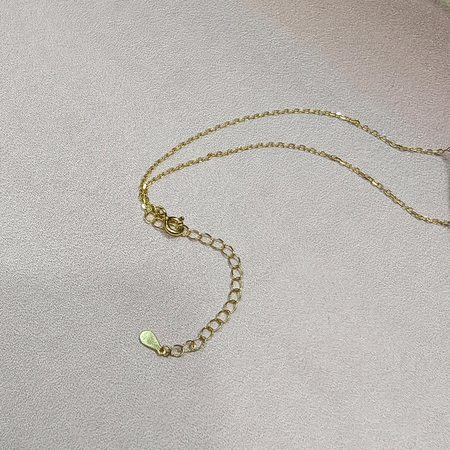 Pearl Clover Radiance Gold Pendant