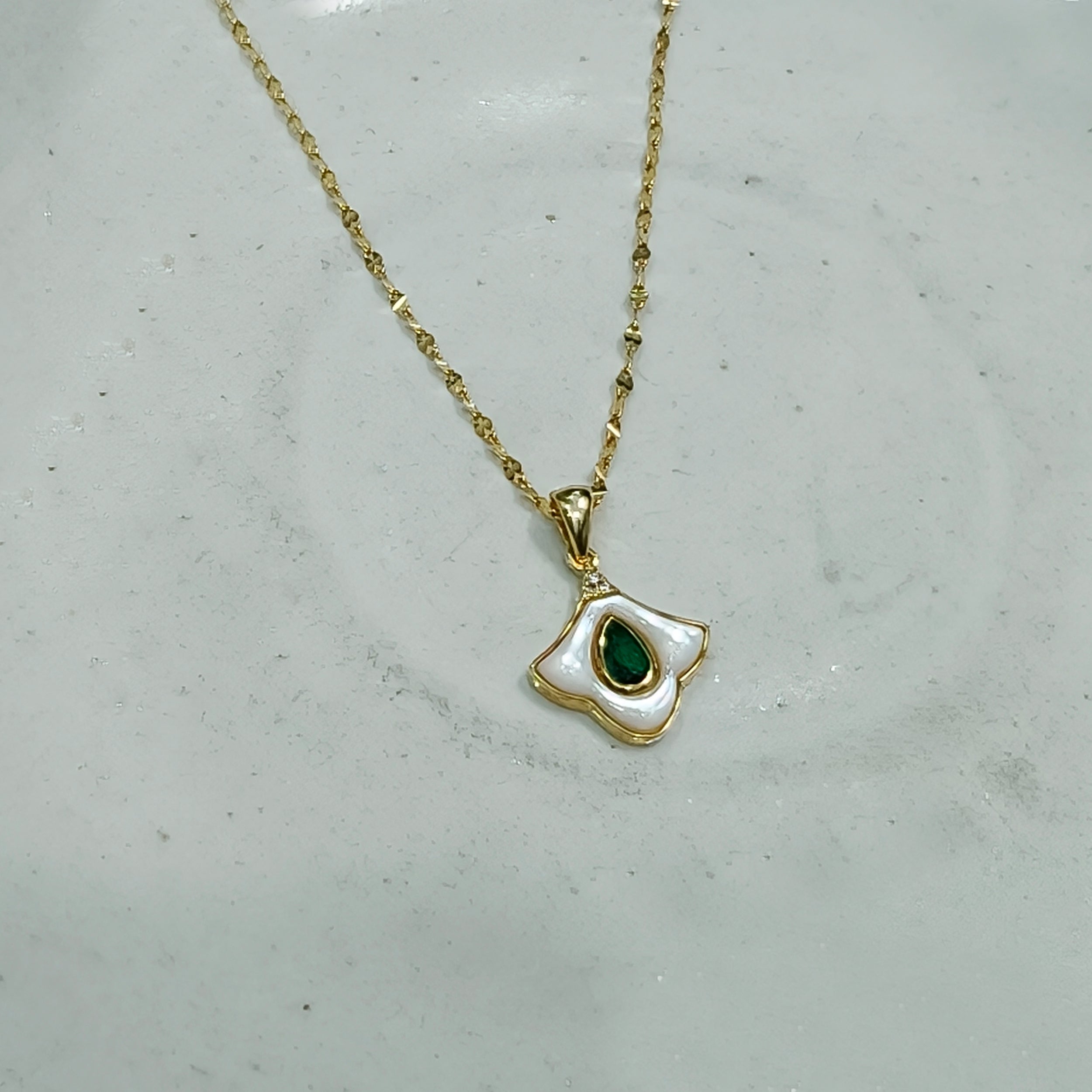 Nature Spark Green Stone Gold Pendant