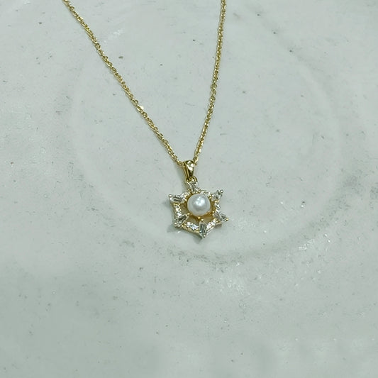 Starlight Pearl Diamond Gold Necklace