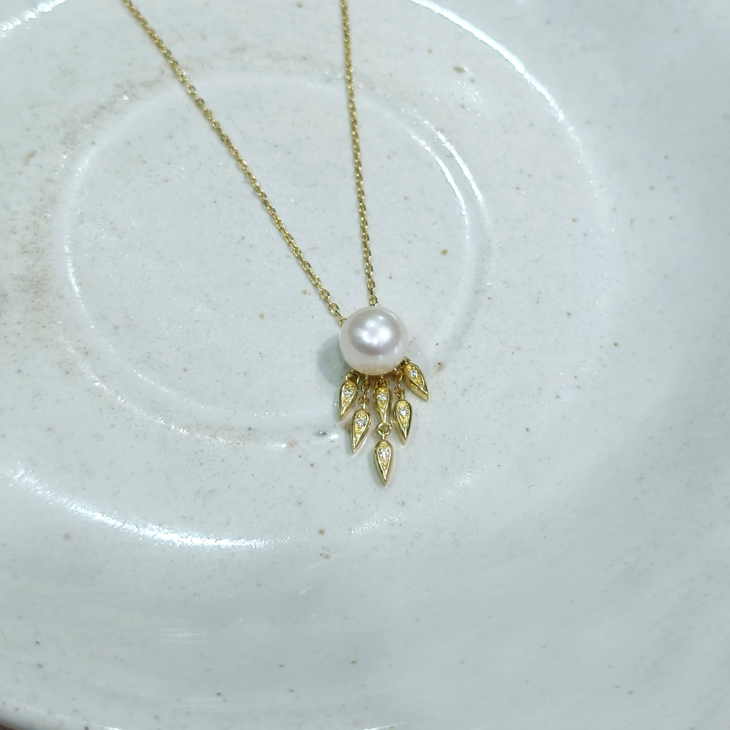 Elegant Pearl Drop Gold Necklace