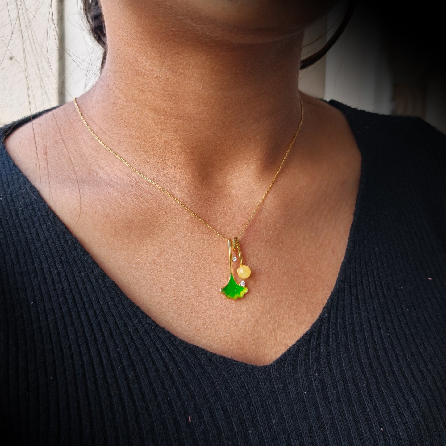 Elegant Green Bliss Golden Necklace