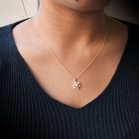 Starlight Pearl Diamond Gold Necklace