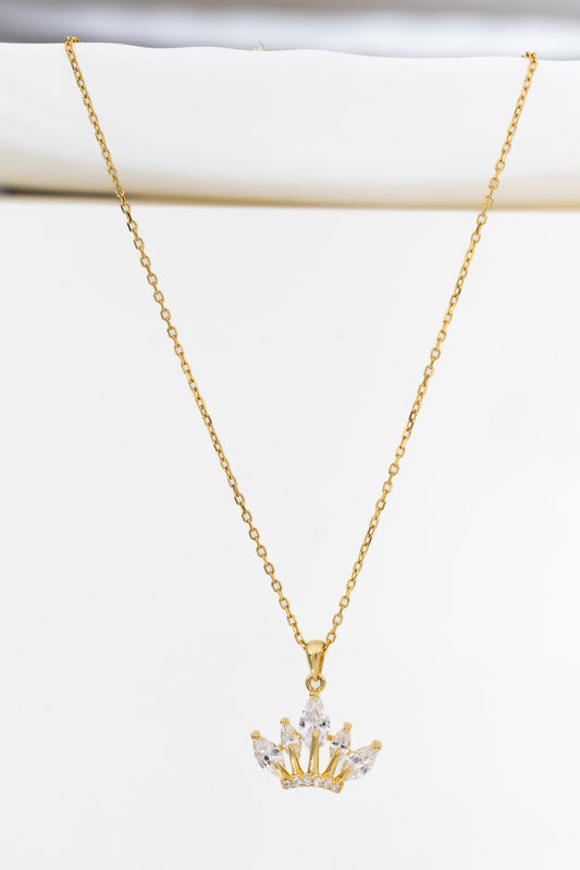 Crown Kiss Gold Pendant Necklace