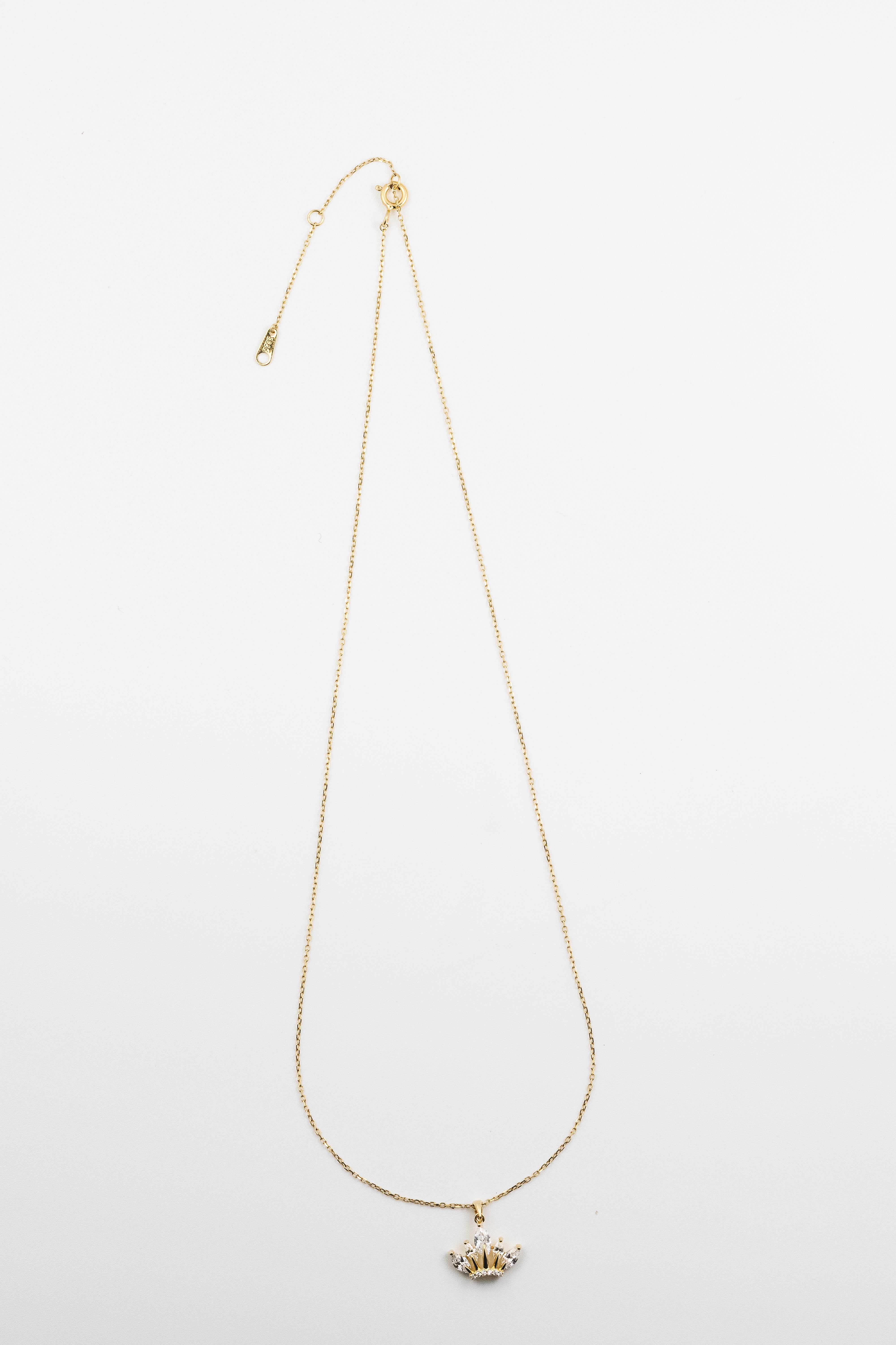 Crown Kiss Gold Pendant Necklace