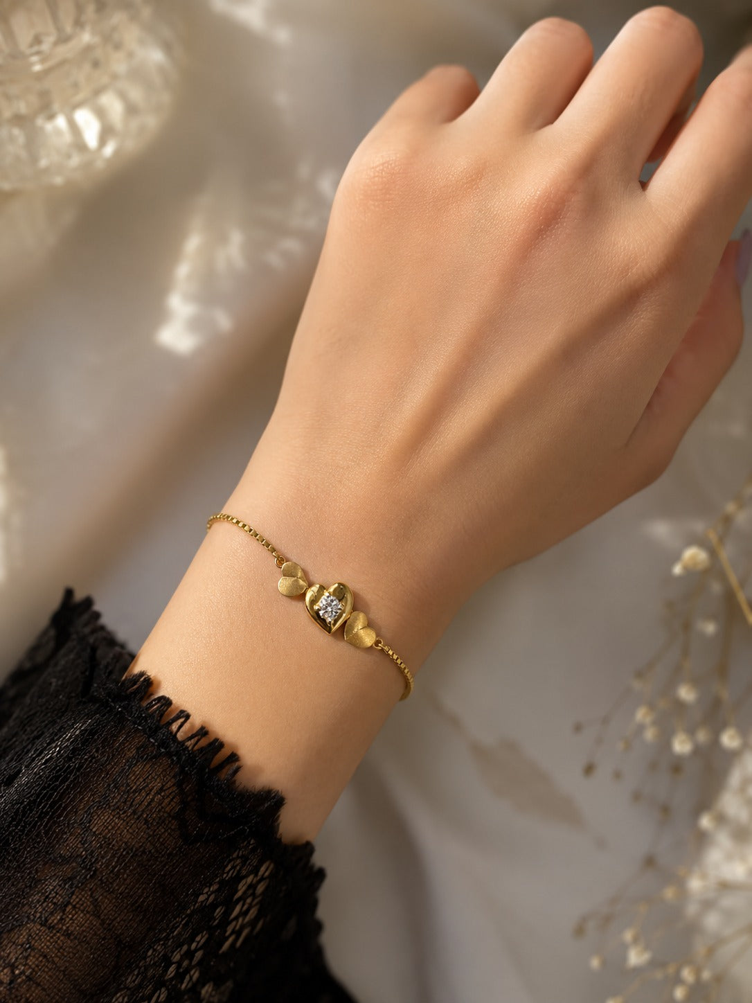 9K Gold Diamond Heart Bracelet