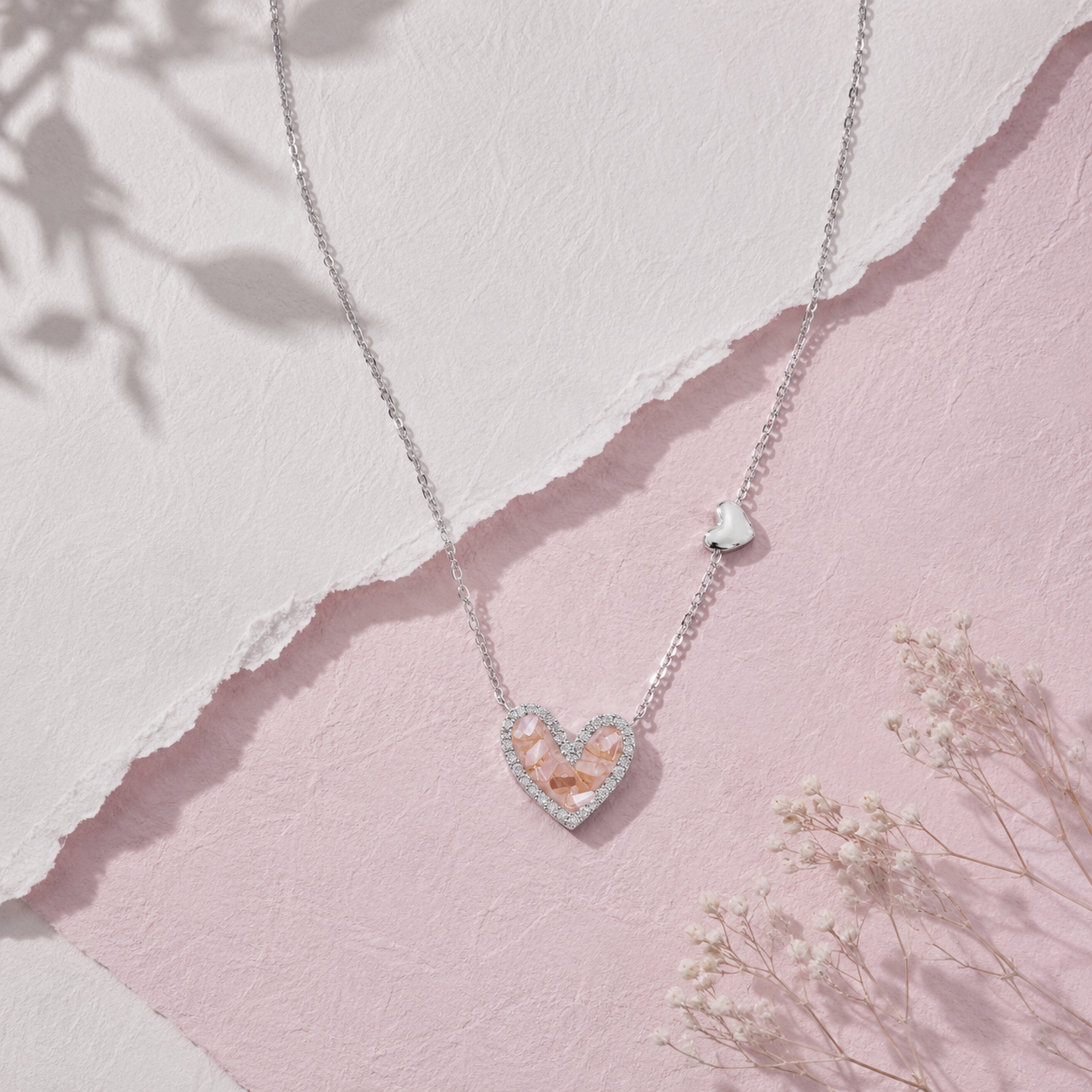 925 Silver Heart Necklace with Shimmering Crystal Centre