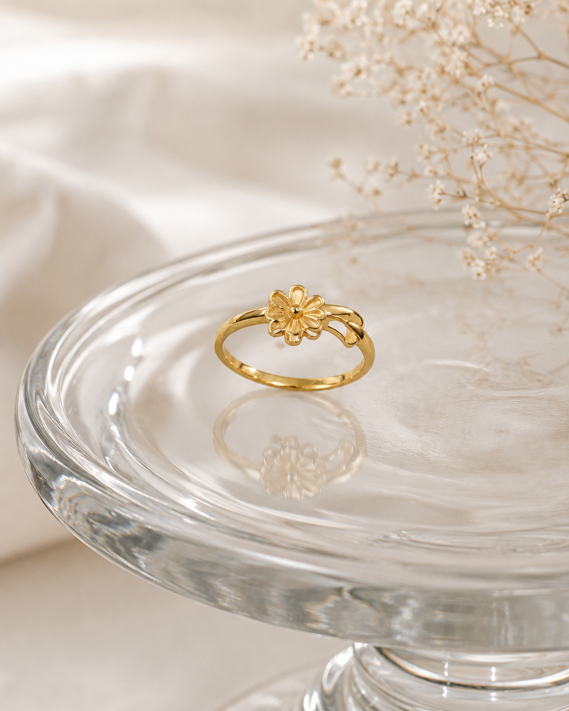 9K Gold Floral Bloom Minimal Ring (Size -12)