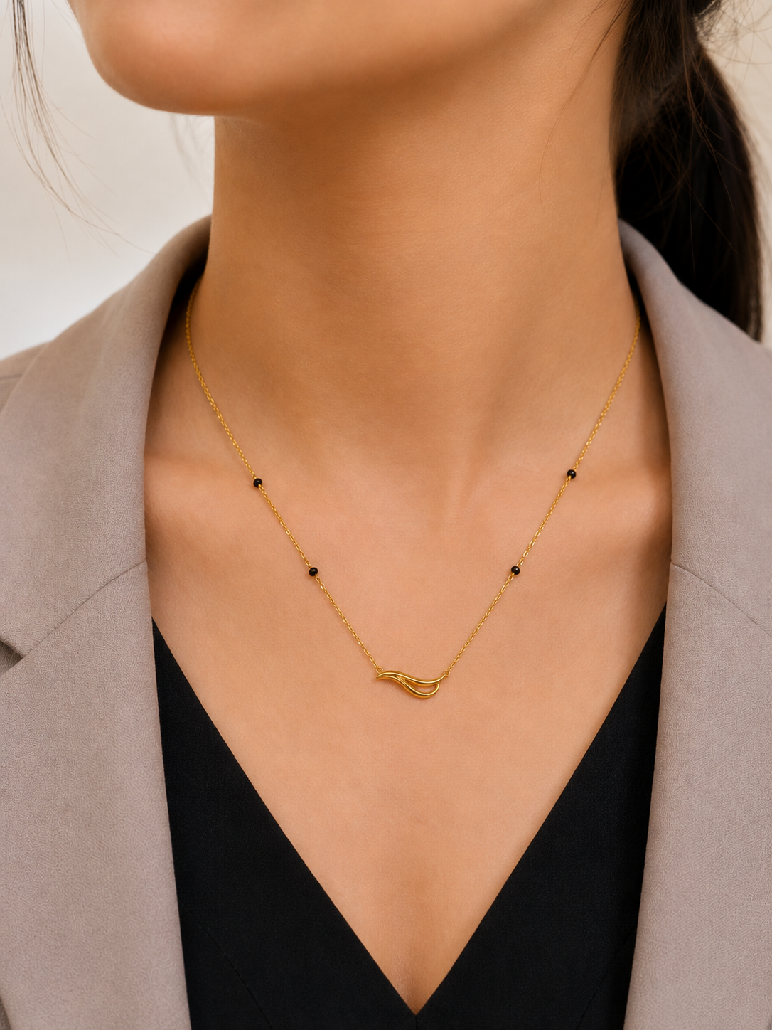 Signature Curve 9K Gold Mangalsutra