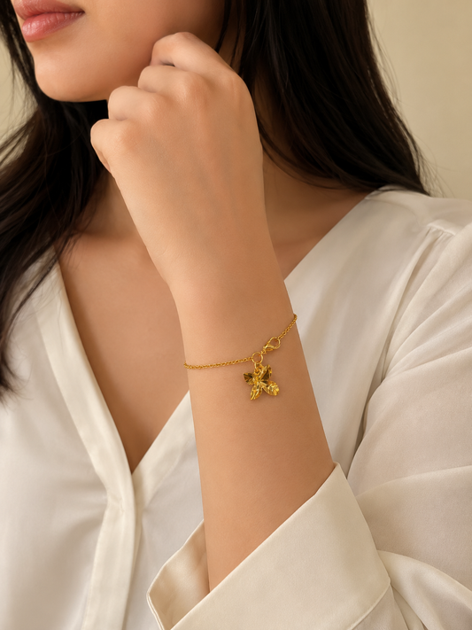 9K Gold Floral Charm Bracelet