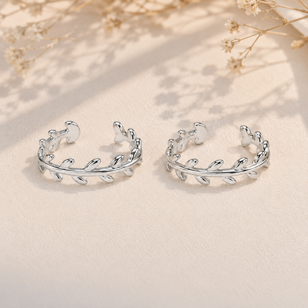 Silver Minimal Leaf Adjustable Toe Ring