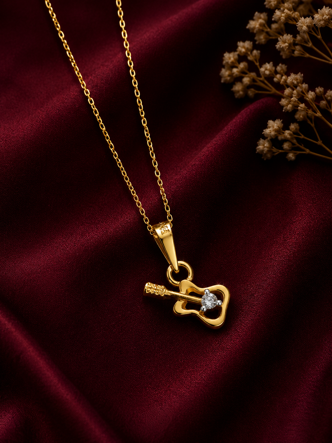 9K Gold Guitar Pendant