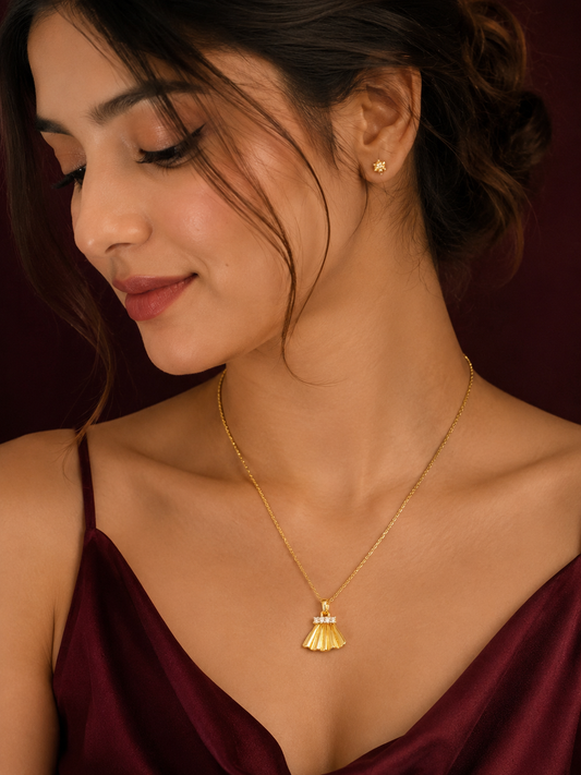 9K Gold Diamond Fan Pendant