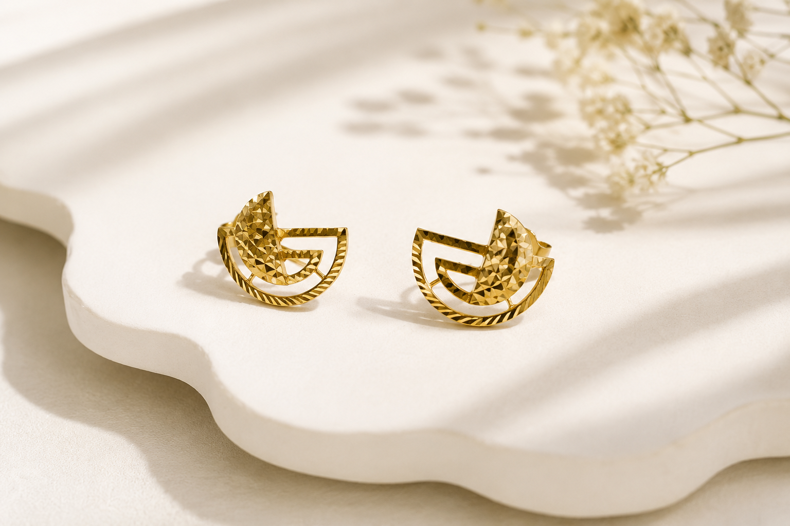 9K Gold Abstract Fan Stud Earrings