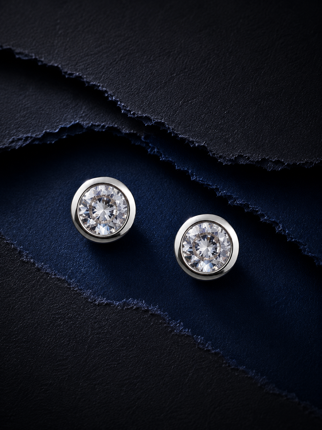 Classic Round Spark Studs
